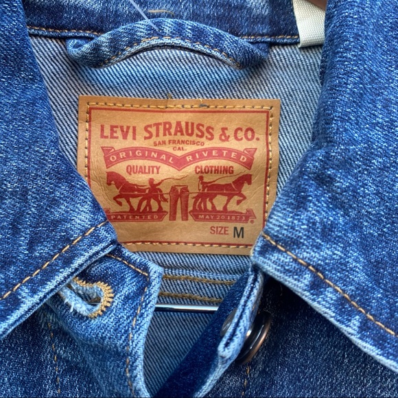 🆕 Levi's Original Denim Trucker Jacket - Picture 6 of 11